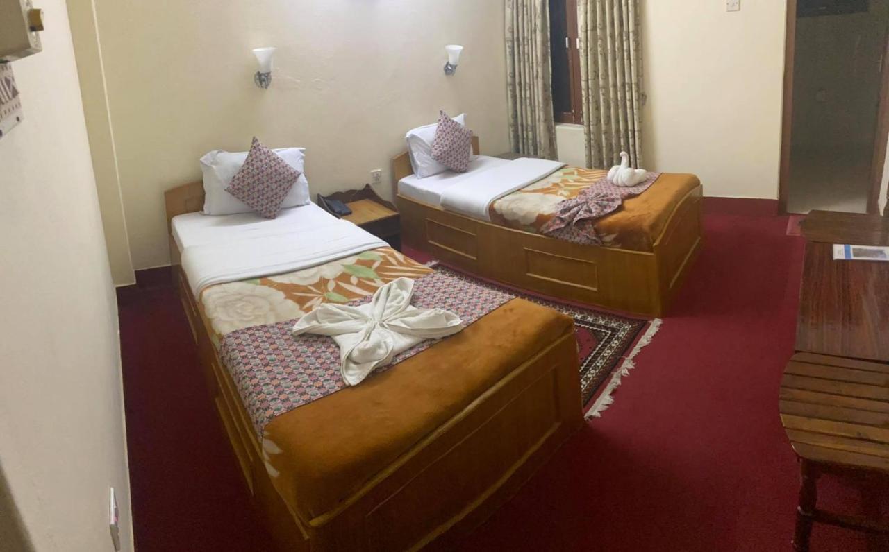 Hotel Blue Magnet Покхара Екстер'єр фото