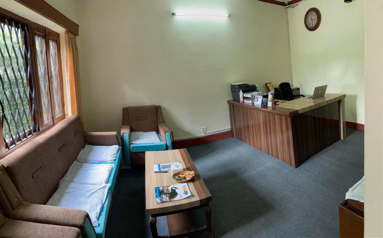 Hotel Blue Magnet Покхара Екстер'єр фото