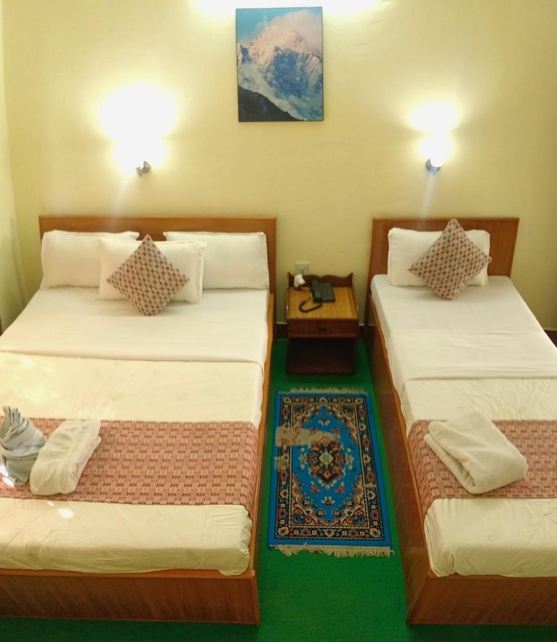 Hotel Blue Magnet Покхара Екстер'єр фото