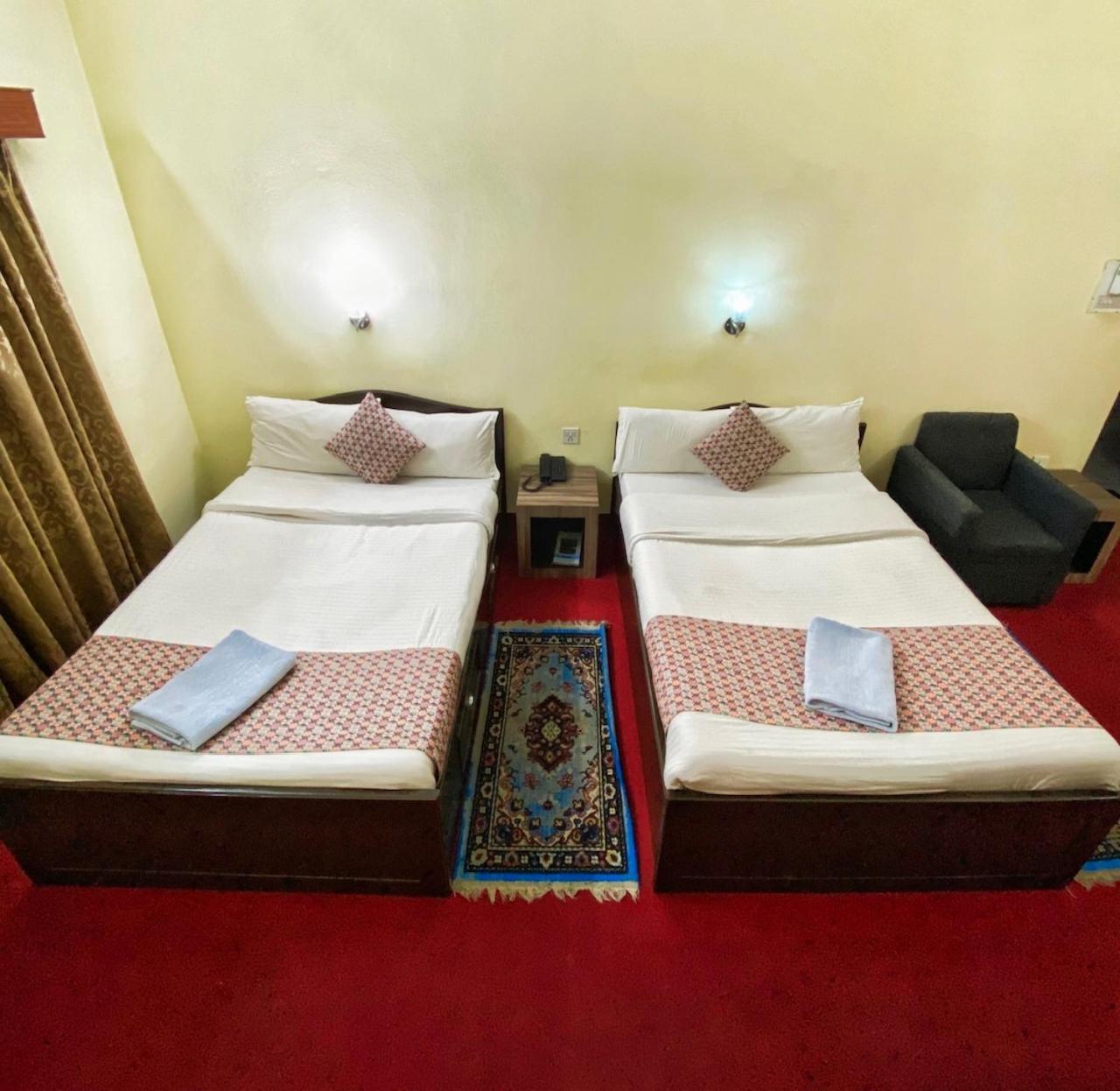 Hotel Blue Magnet Покхара Екстер'єр фото
